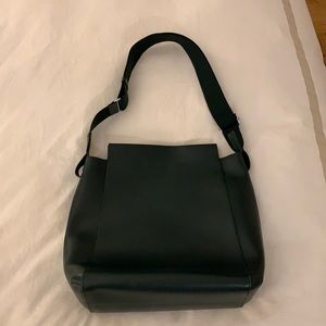 Everlane form bag dark green